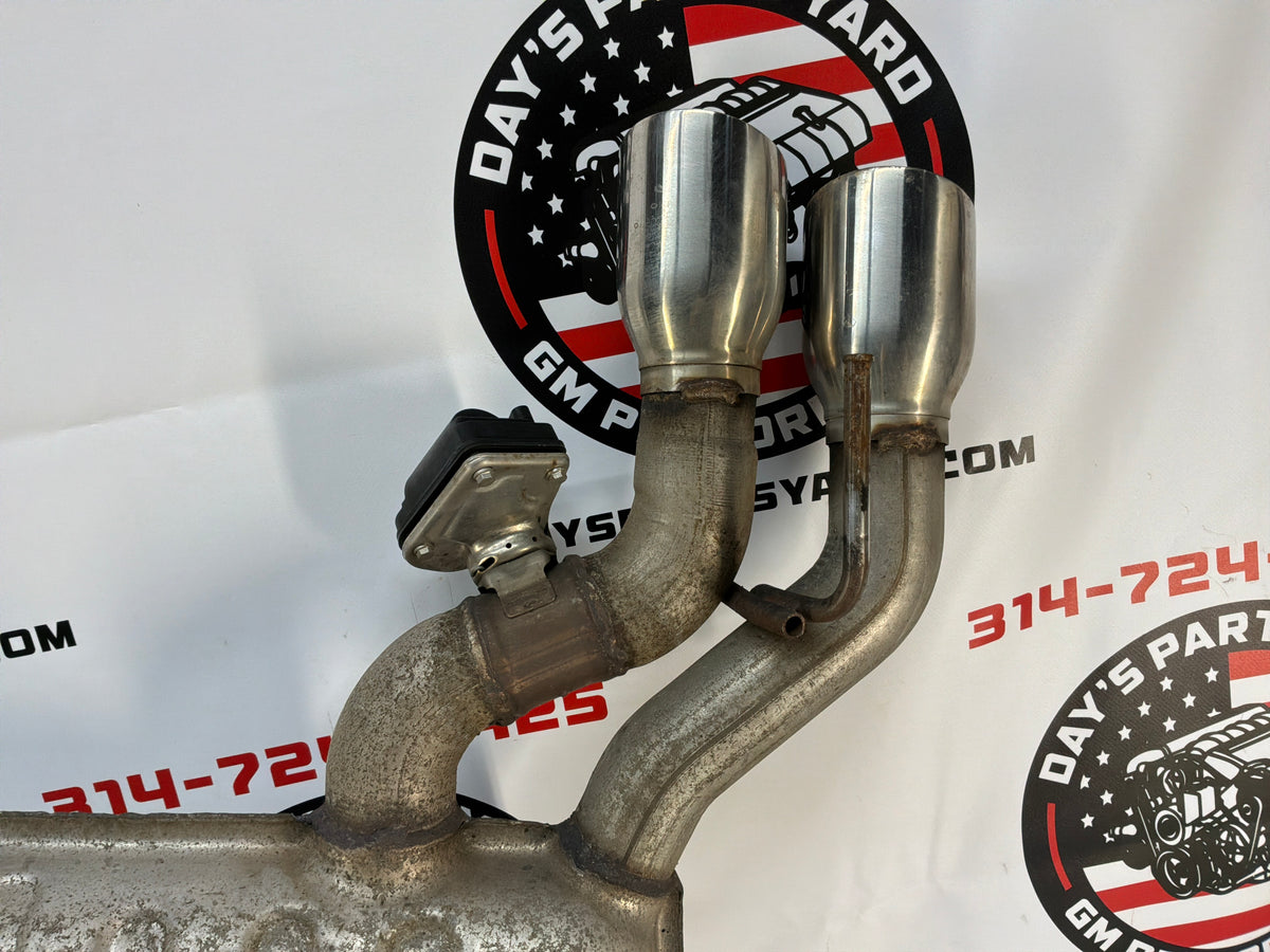 2016 Cadillac CTS-V Muffler Exhaust w/ Double Tips OEM