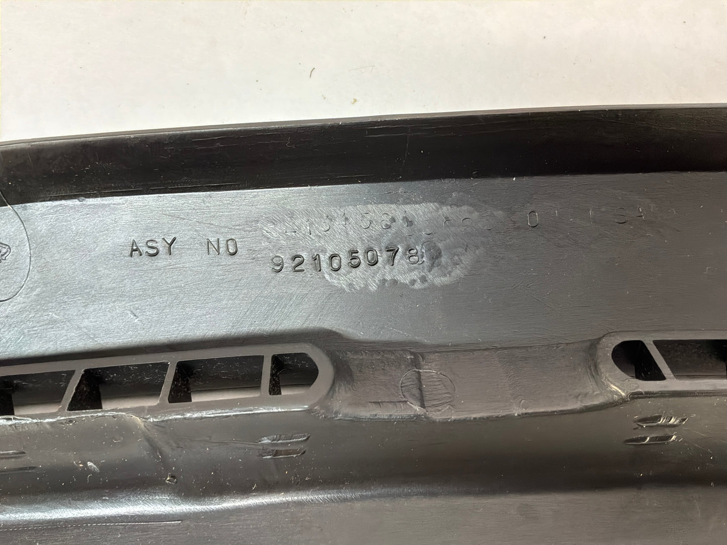 2005 Pontiac GTO Windshield Dash Cowl Defrost Panels Vent Trim Grills OEM
