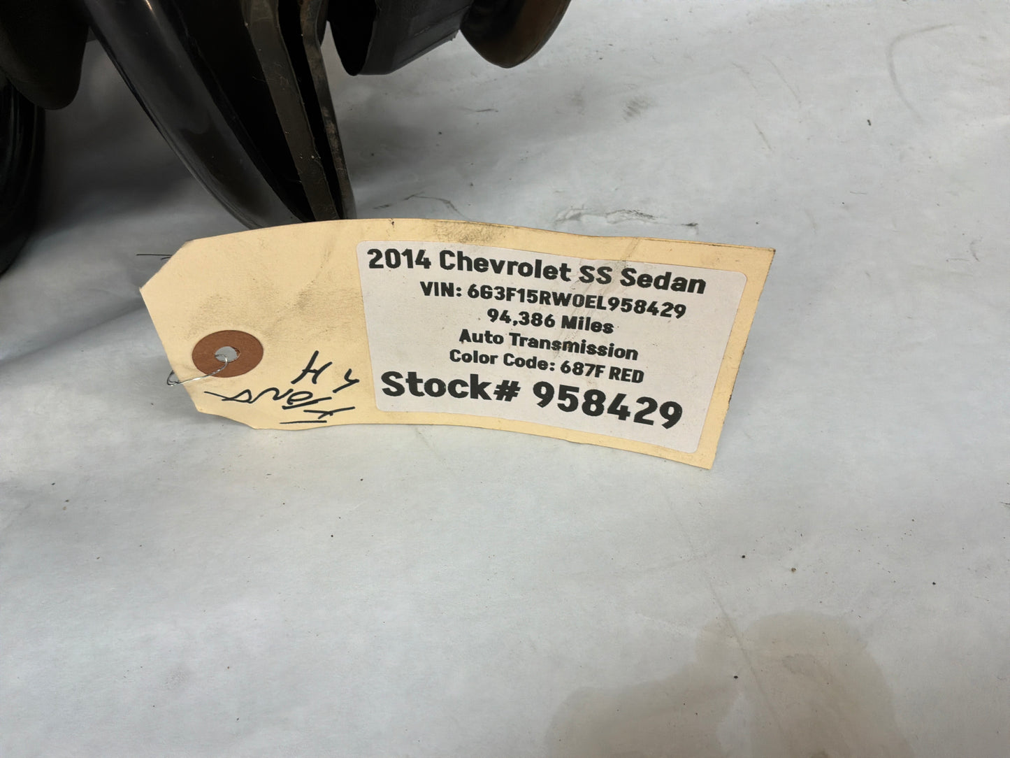 Lh front strut - Day's Parts Yard