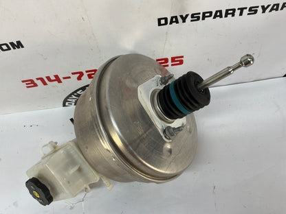 2016 Chevy SS Sedan Brake Booster Master Cylinder and Reservoir OEM