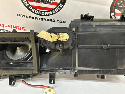 2011 Chevy Camaro SS HVAC Heater AC Housing Box Blower Motor Assembly OEM