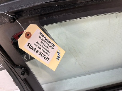 Quarter glass - Day's Parts Yard