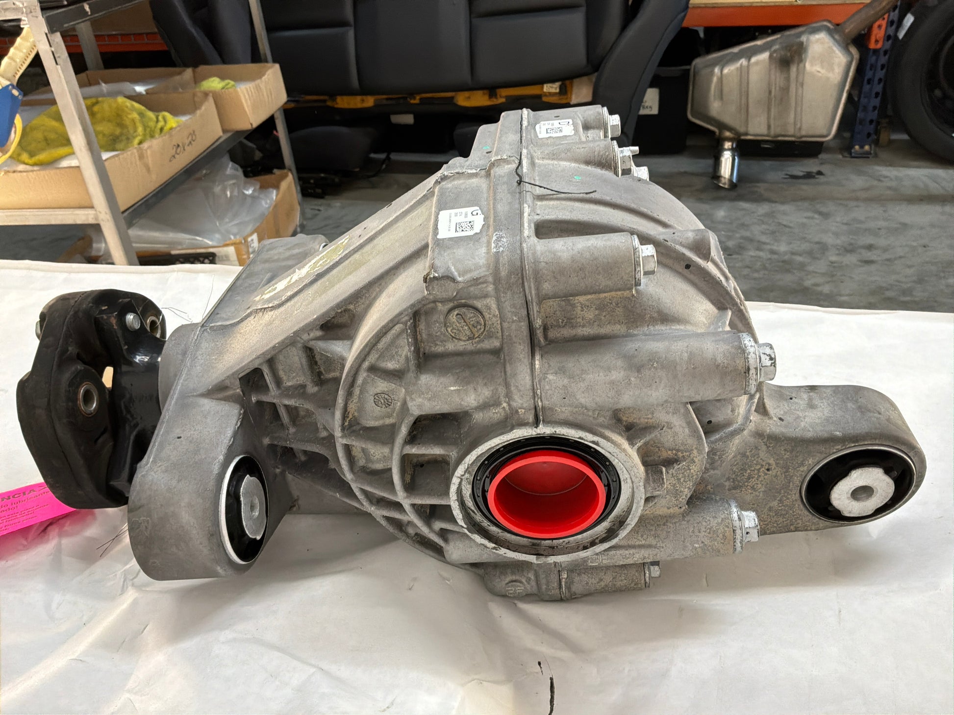 Rear differential - Day's Parts Yard