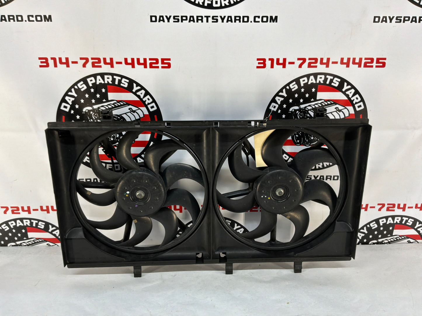 2008 Pontiac G8 Base Radiator Electric Coolant Cooling Fans Assembly OEM