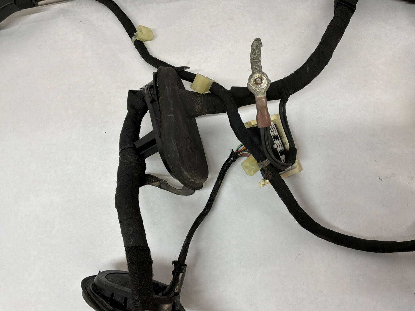 2016 Chevy Caprice PPV Fire Wall Front Chassis Engine Bay Wire Wiring Harness OEM
