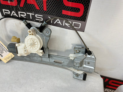 Rh rear window reg - Day's Parts Yard
