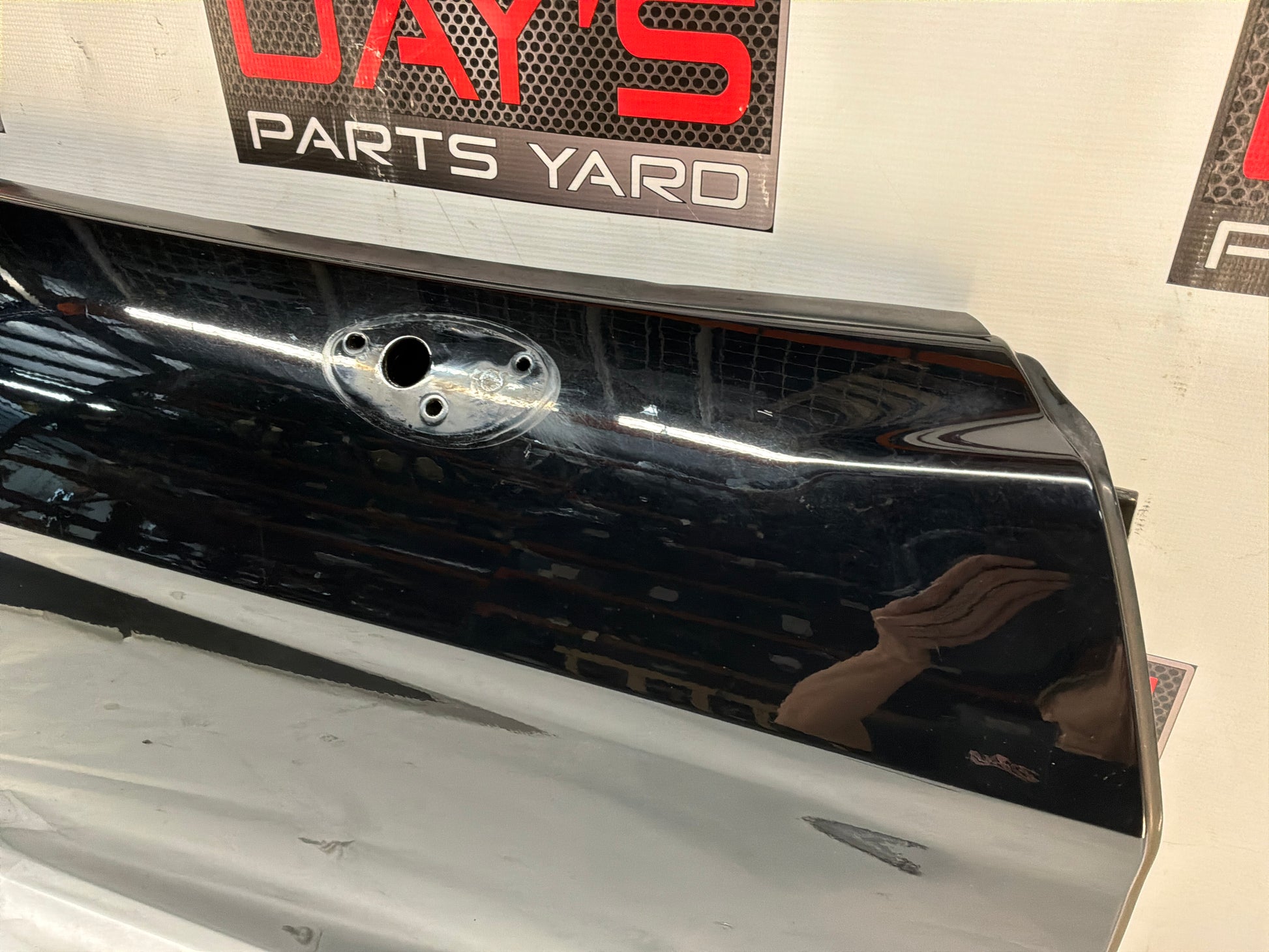 Rh front exterior door - Day's Parts Yard