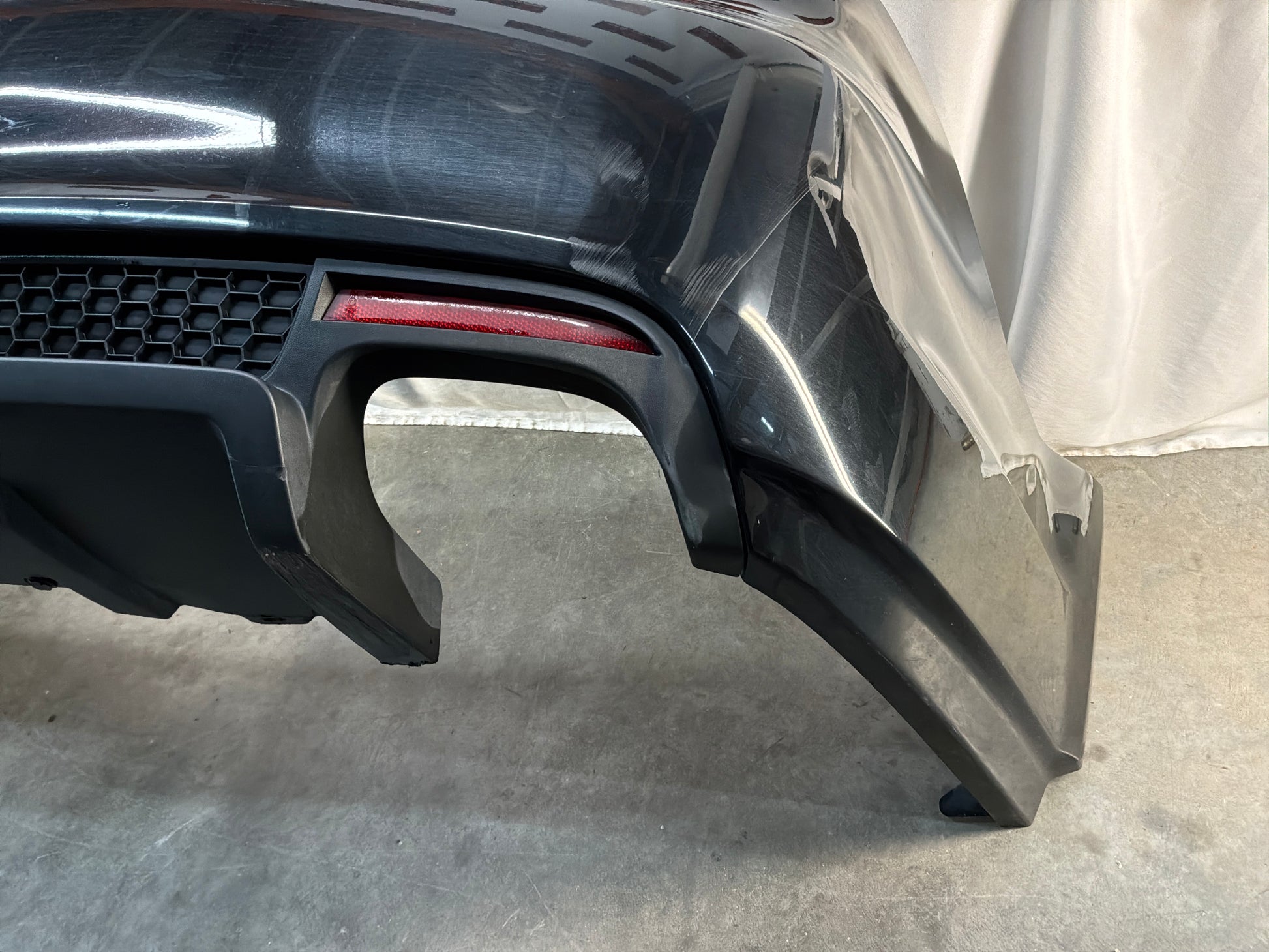 Rear bumper - Day's Parts Yard