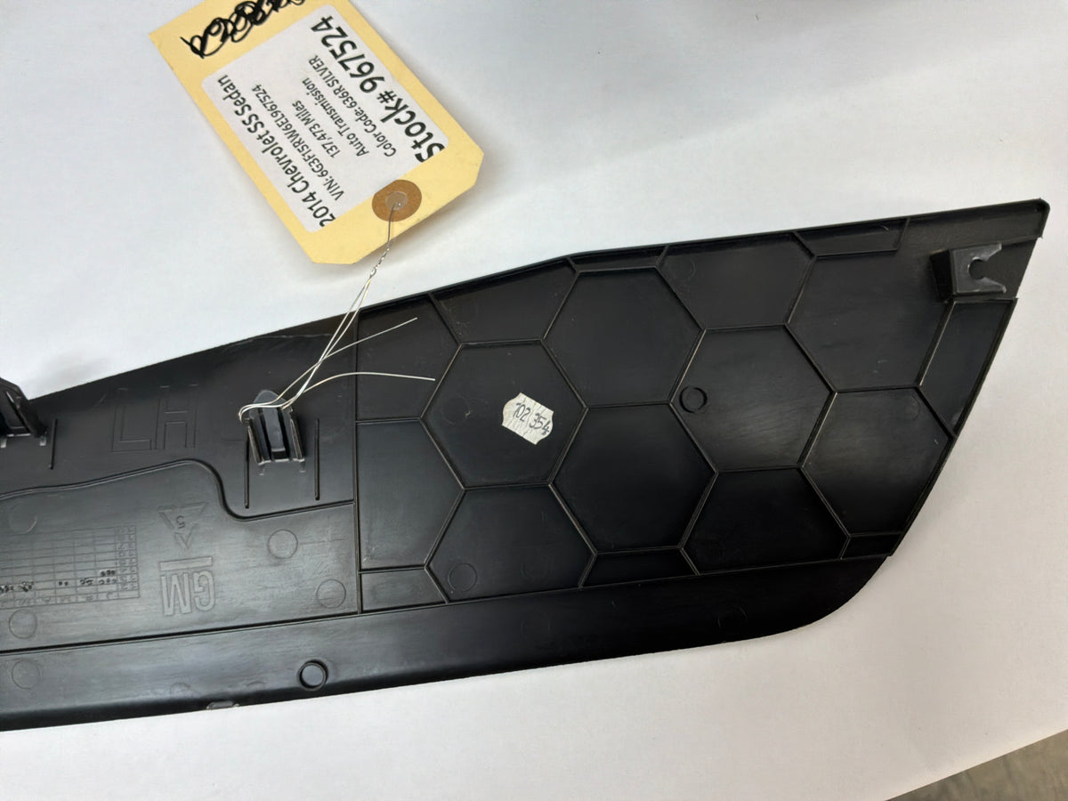2014 Chevy SS Sedan Complete Center Console Armrest w/ Shifter OEM