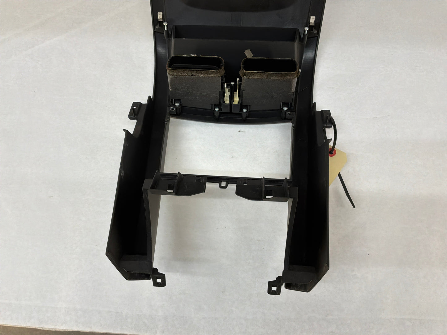 2008 Pontiac G8 GT Center Dash Radio Bezel Trim Molding Panel Speaker Grille OEM
