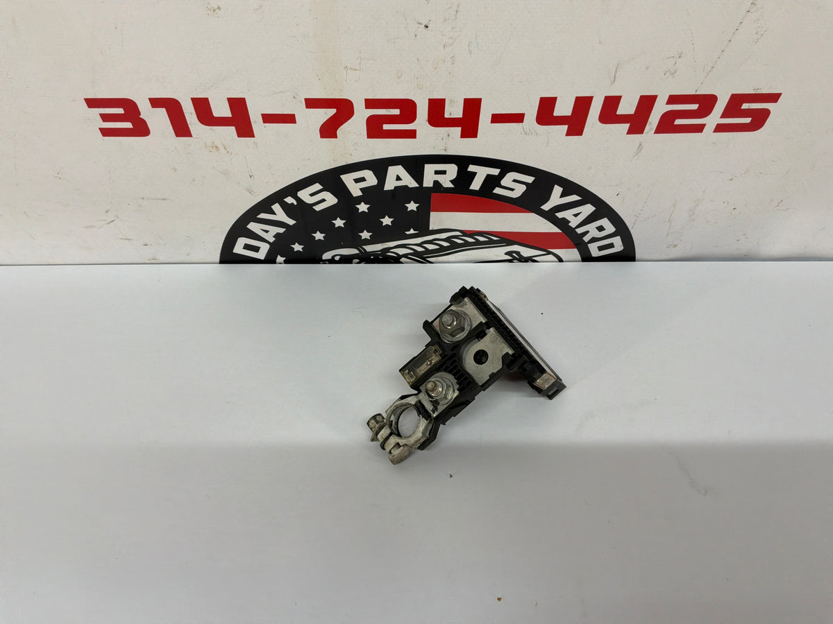 2011 Chevy Caprice PPV Positive Battery Terminal Post Electric Fuse OEM