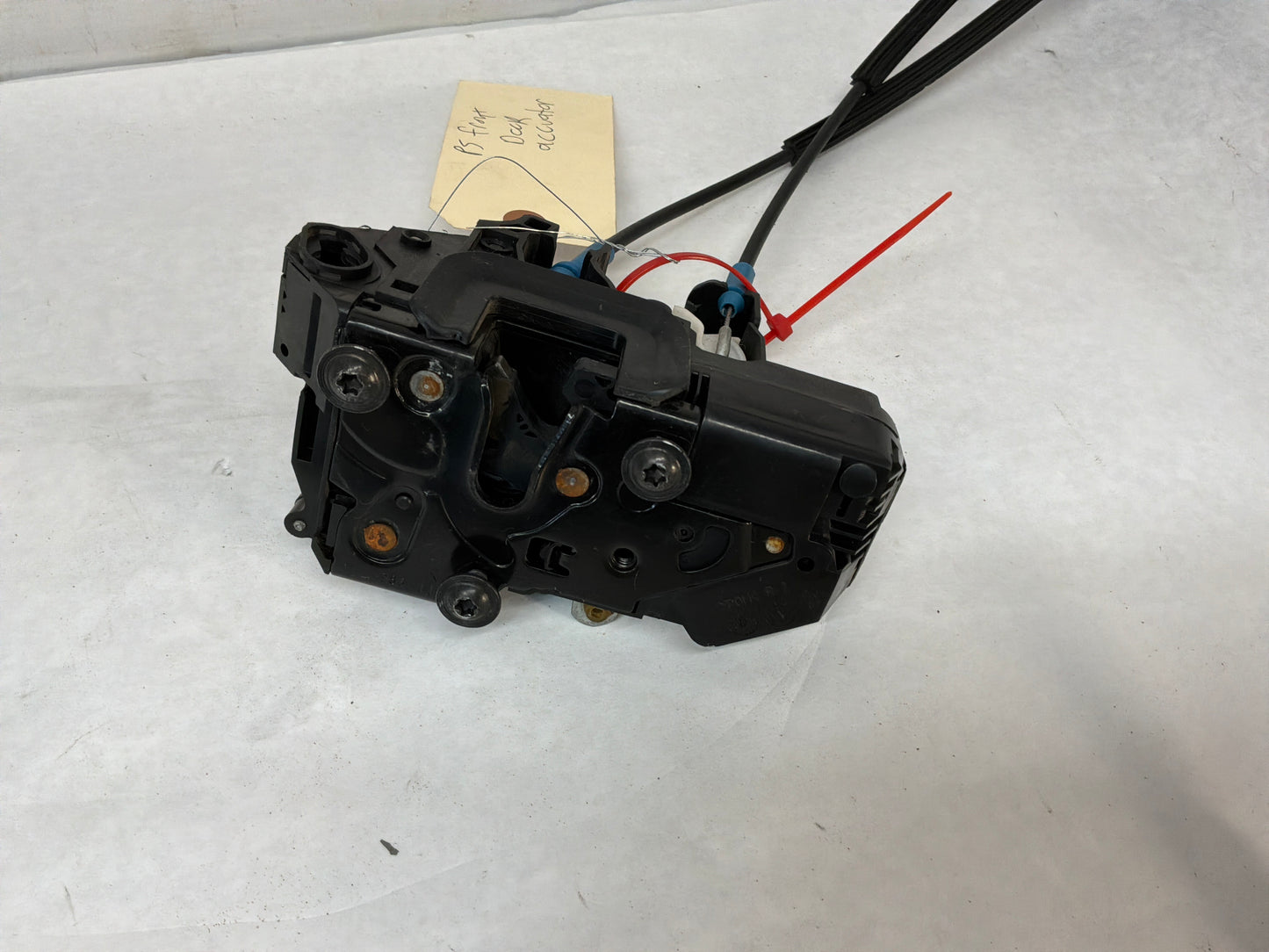 2012 Chevy Caprice PPV RH Passenger Front Door Lock Actuator OEM - Day's Parts Yard