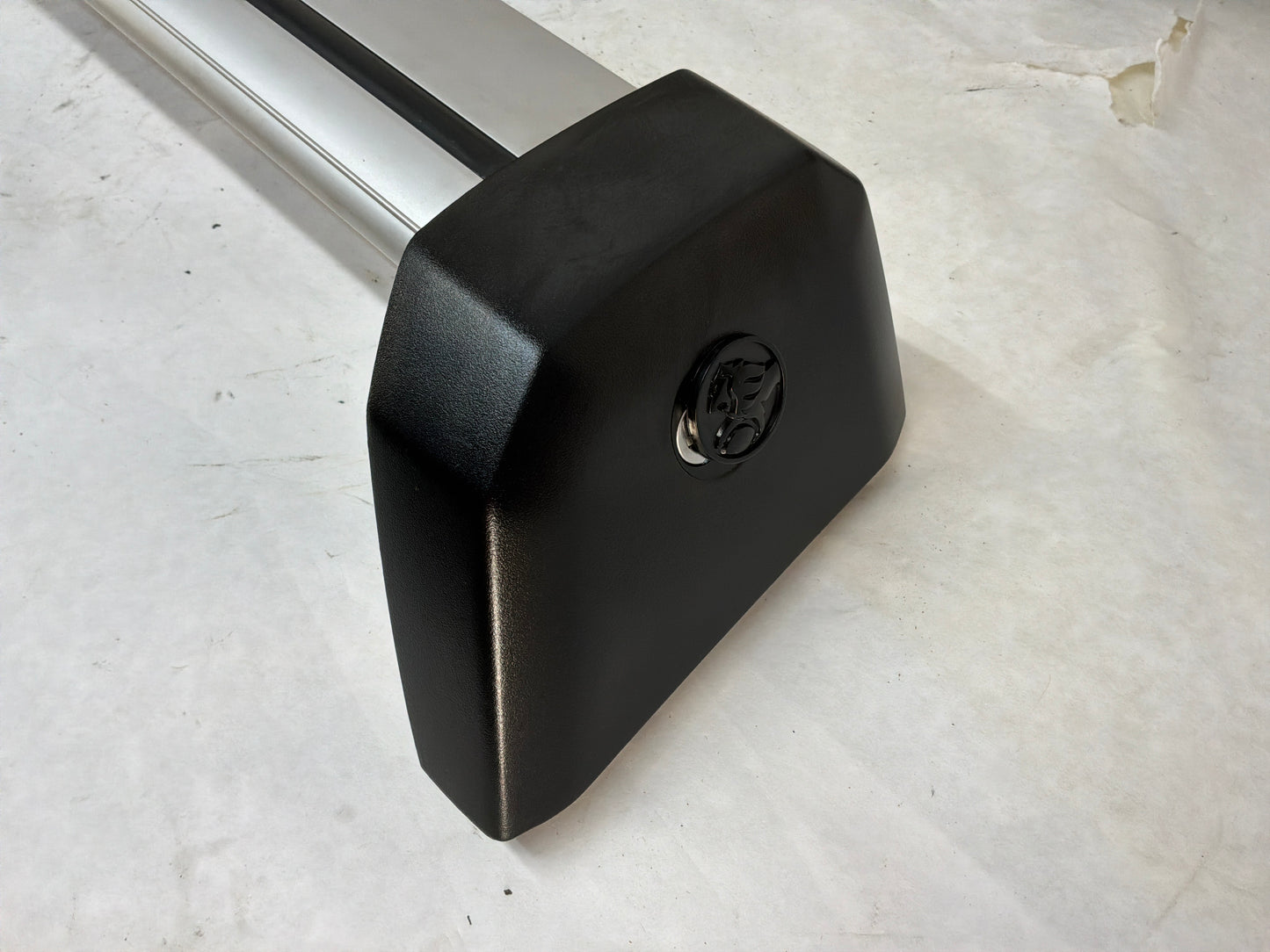 2008-09 Pontiac G8 GT 2014-17 Chevy SS Sedan Holden Roof Cross Rail Rack OEM
