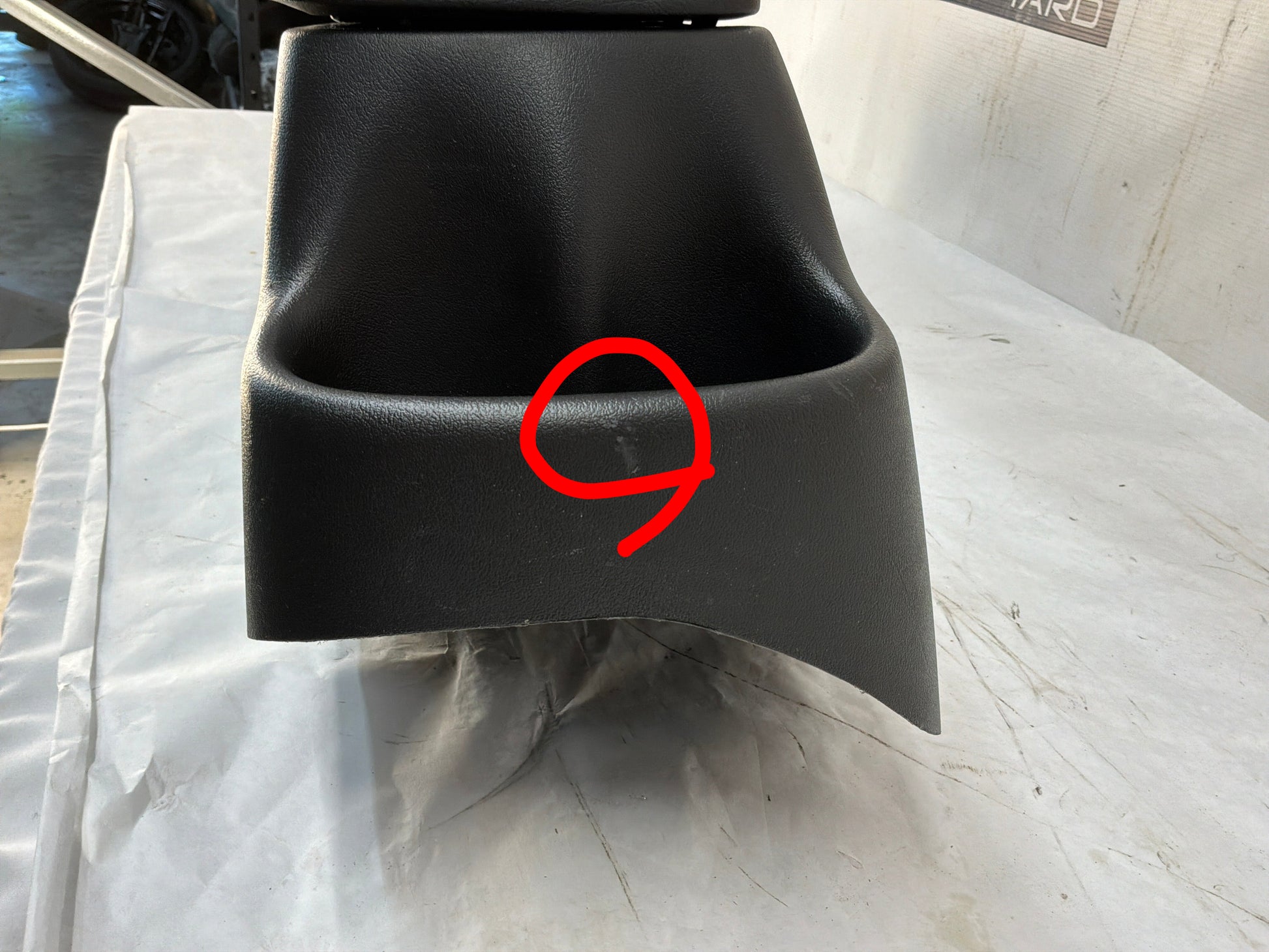 Center console - Day's Parts Yard