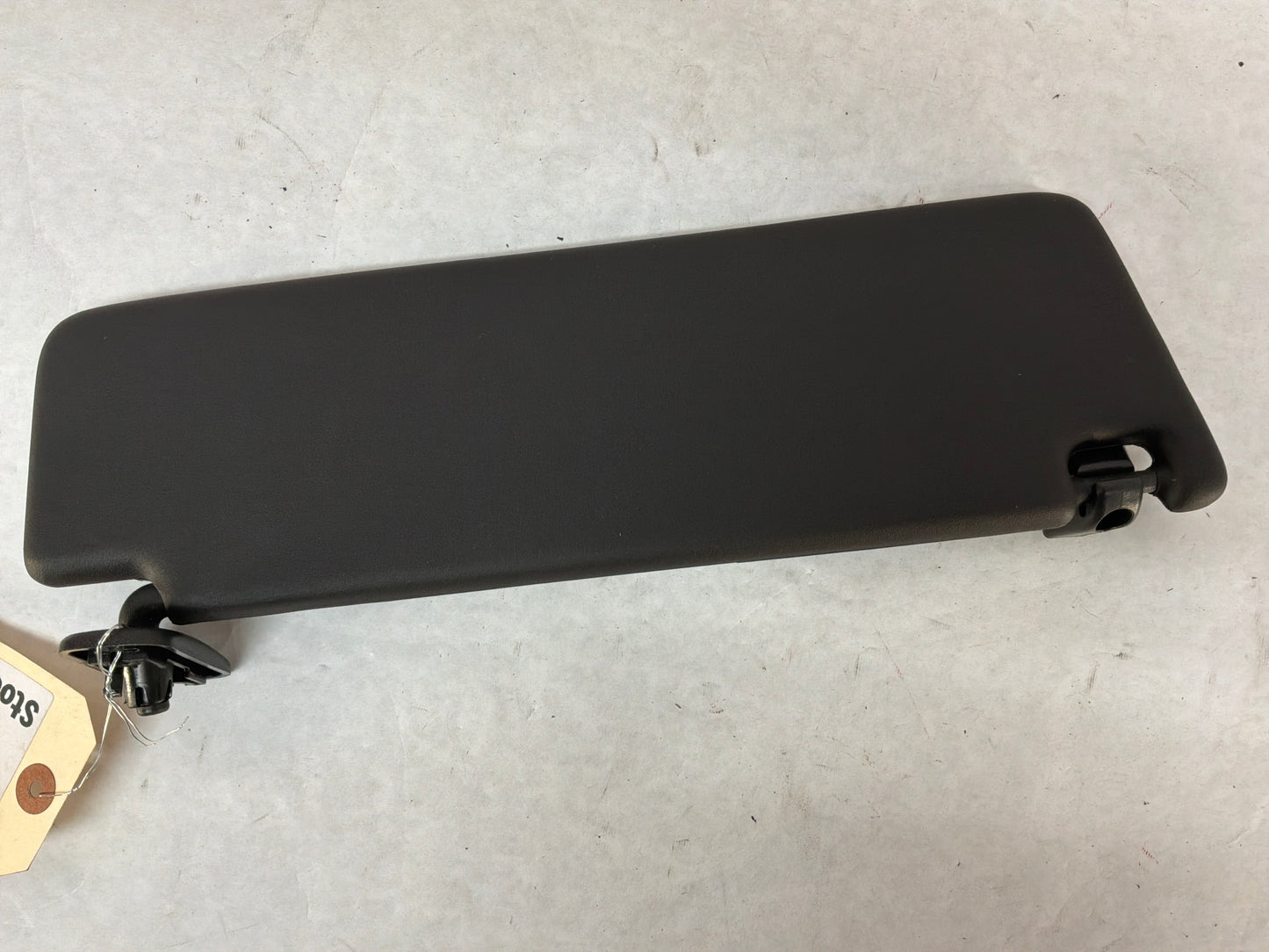 2013 Chevy Camaro 1LE RH & LH Sunvisors Sun Visors Shades w/ Clips OEM