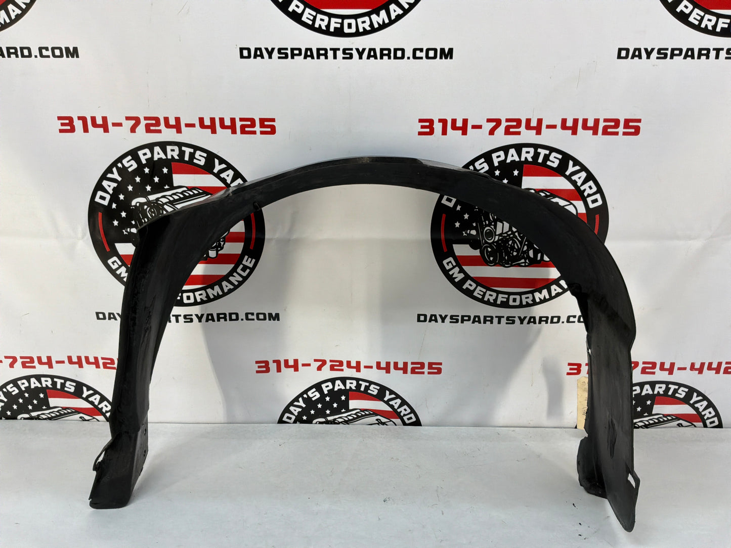 2005 Pontiac GTO LH Driver Front Fender Wheel House Well Liner OEM