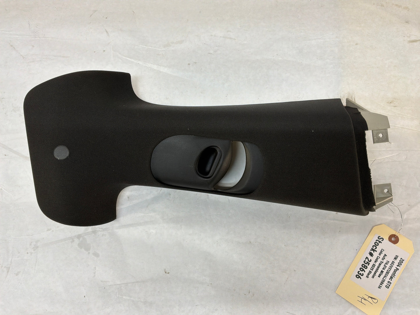 2004 Pontiac GTO RH Passenger Interior Upper B Pillar Seat Belt Trim Panel Molding OEM