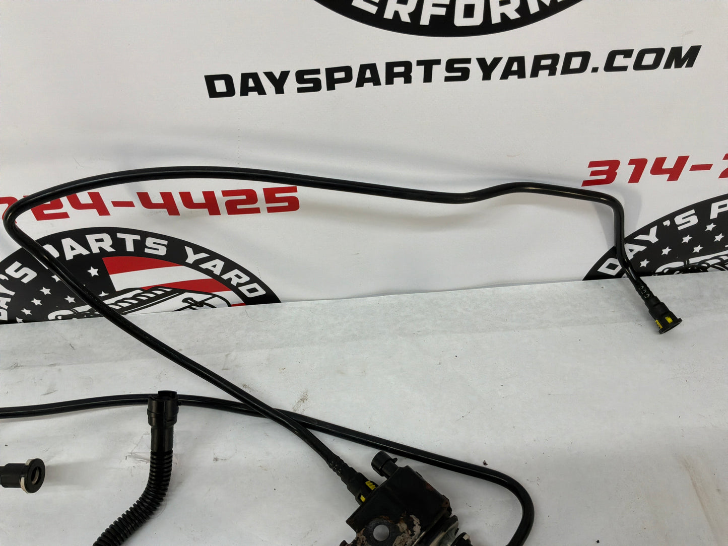 2011 Chevy Caprice PPV Intake Manifold EVAP Purge Solenoid Vacuum Hoses Lines Tubes OEM