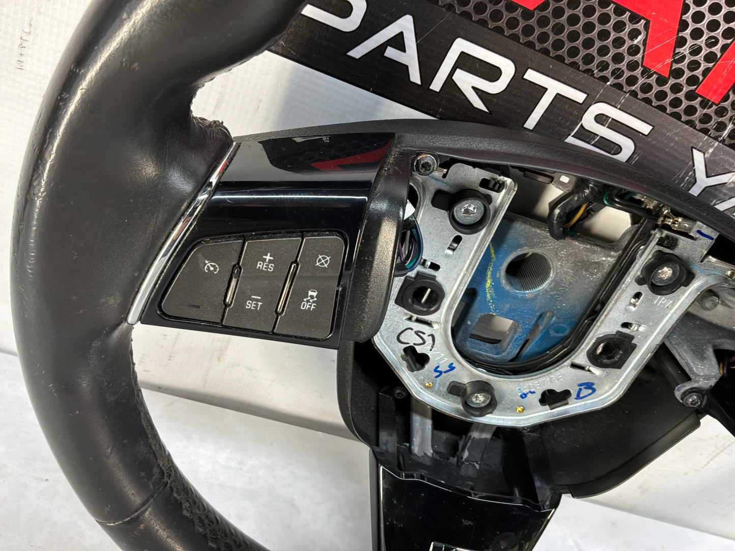Steering wheel - Day's Parts Yard