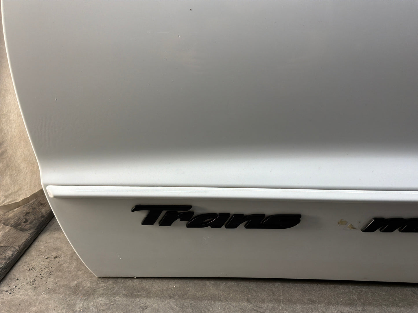 1999 Pontiac Trans Am WS6 LH Driver Exterior Door OEM White