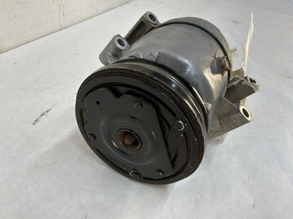 1999 Chevy C5 Corvette Air Conditioner AC Compressor w/ Hardware OEM