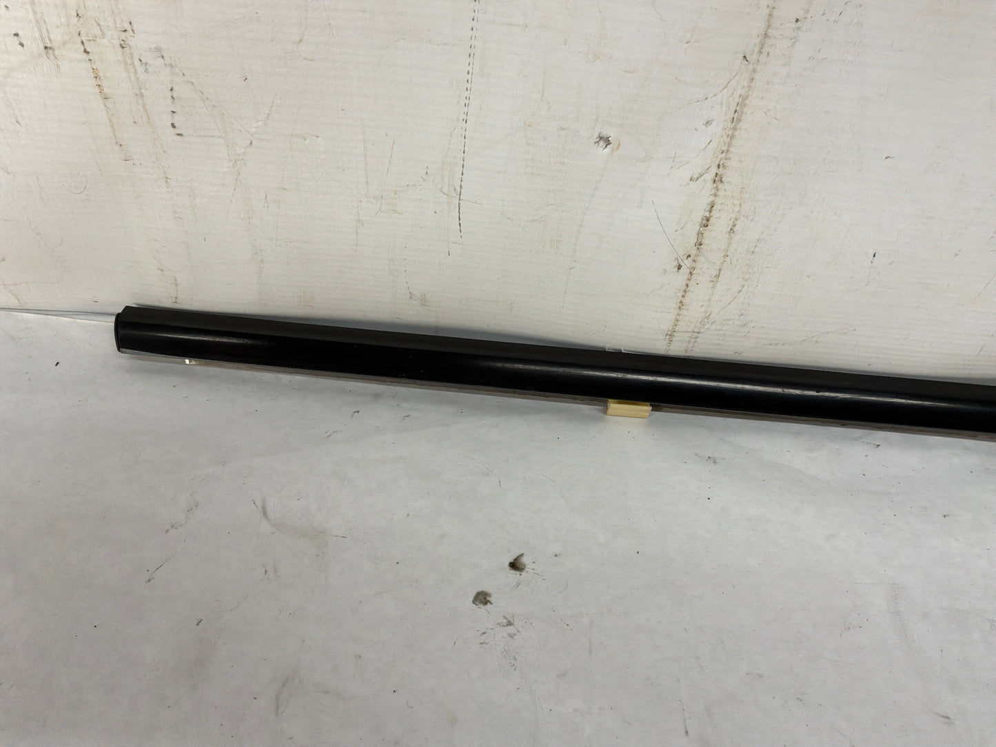 Belt molding - Day's Parts Yard