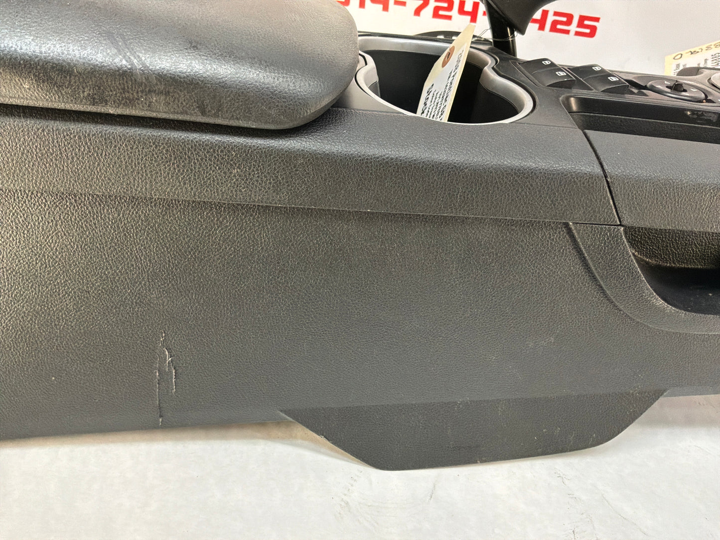 2008 Pontiac G8 Base Center Console Armrest w/ Automatic Shifter OEM