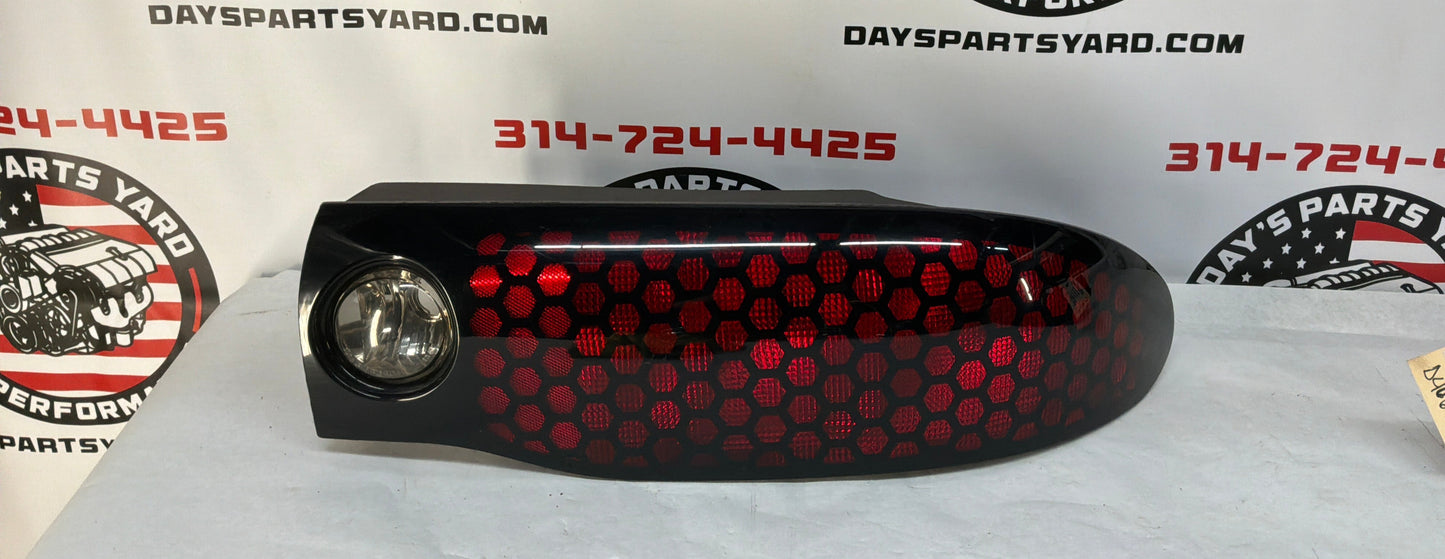 2002 Pontiac Trans Am WS6 RH Passenger Taillight Tail Light Honeycomb OEM