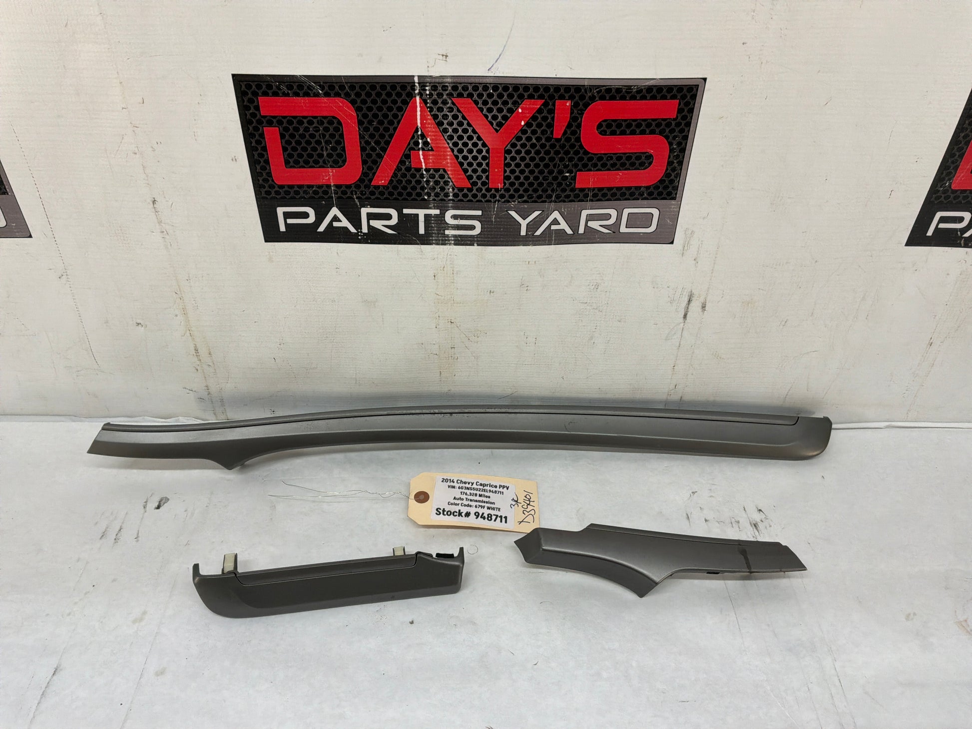 Dash trim - Day's Parts Yard