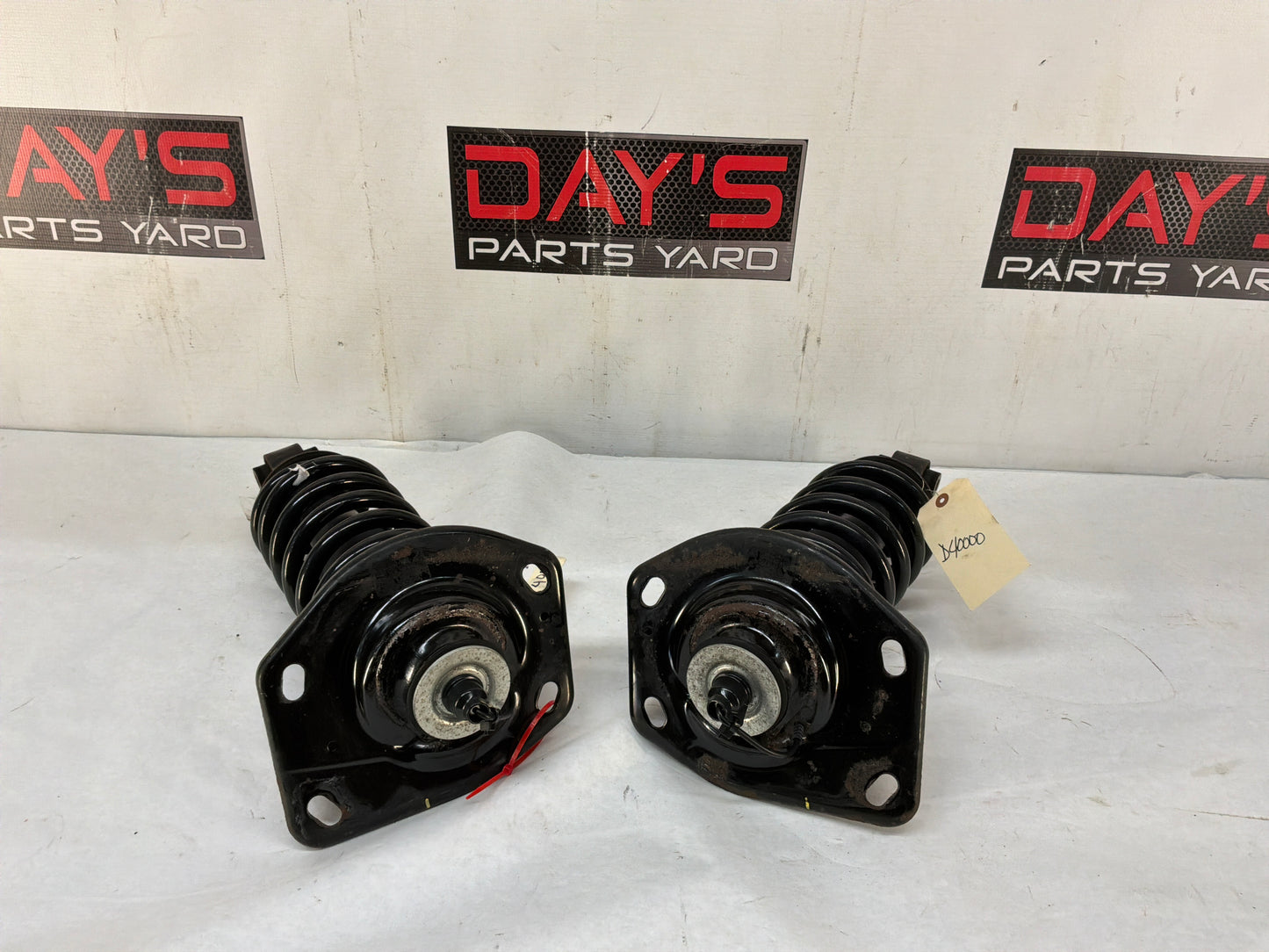 2017 Chevy SS Sedan RH & LH Rear Suspension Magnetic Ride Shocks Struts Assembly OEM