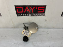 Fuel door and cap - Day's Parts Yard