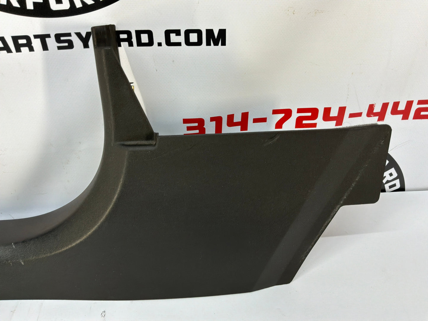 2007 Chevy C6 Corvette Convertible LH Driver Interior Carpet Retainer Sill Scuff Trim Cover Kick Panel OEM