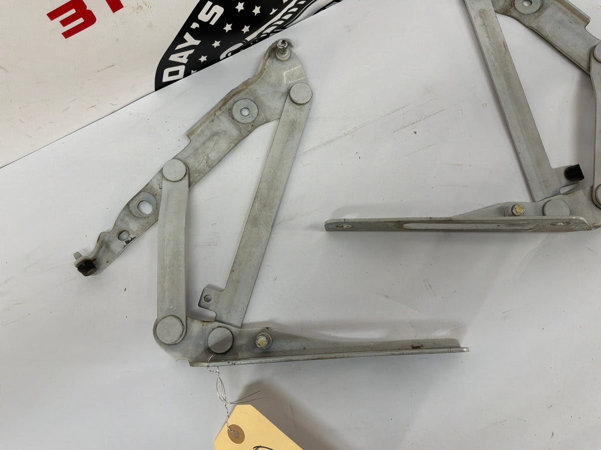 2014 Chevy Caprice PPV RH & LH Trunk Deck Lid Hinges OEM