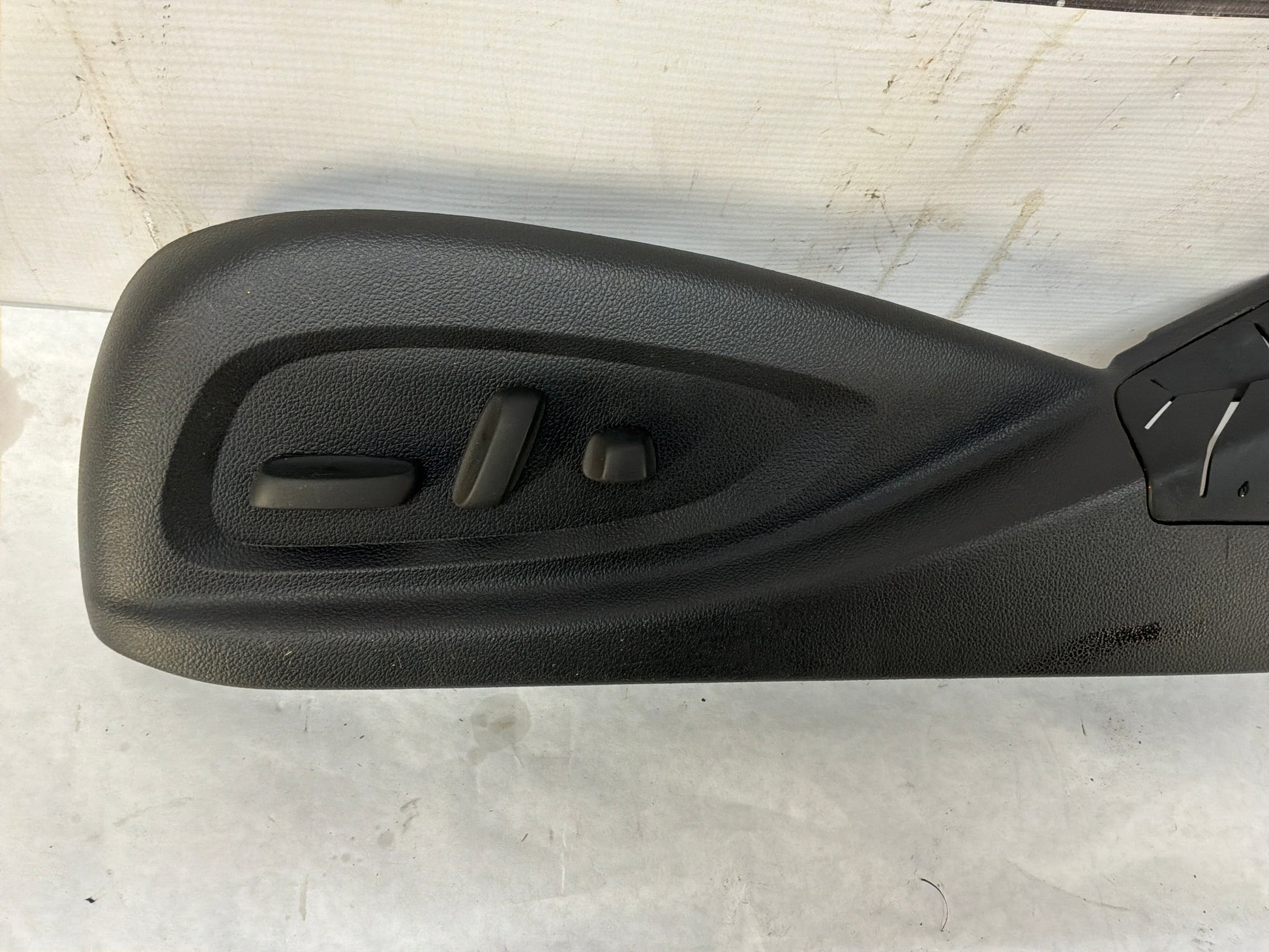 Seat control - Day's Parts Yard
