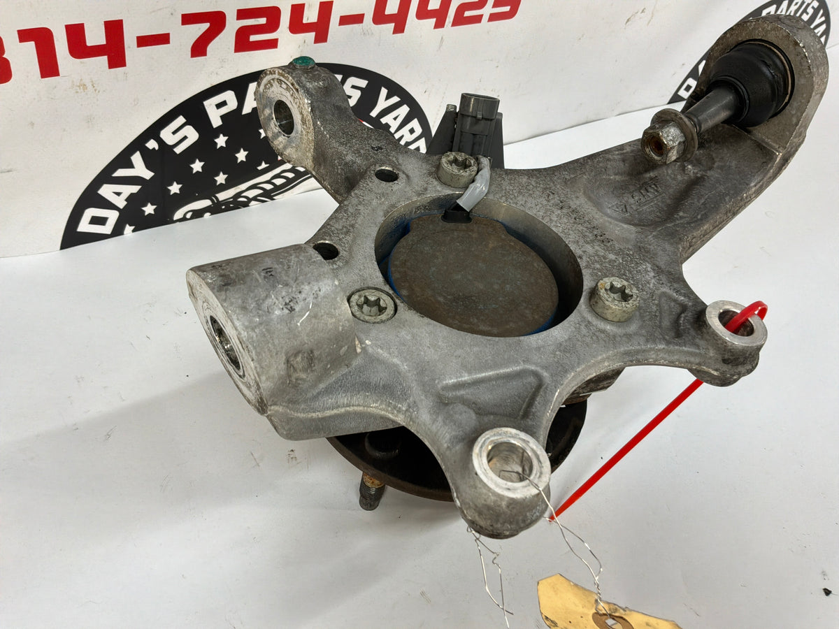 2002 Chevy C5 Corvette Convertible RH Passenger Front Suspension Spindle Knuckle Hub OEM
