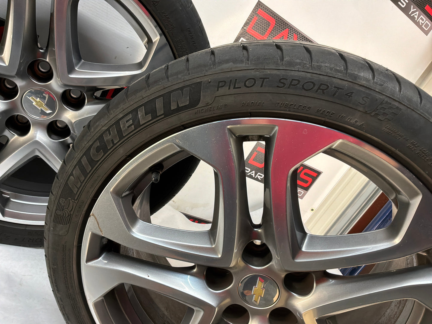 2017 Chevrolet SS Sedan Wheels and Tires OEM