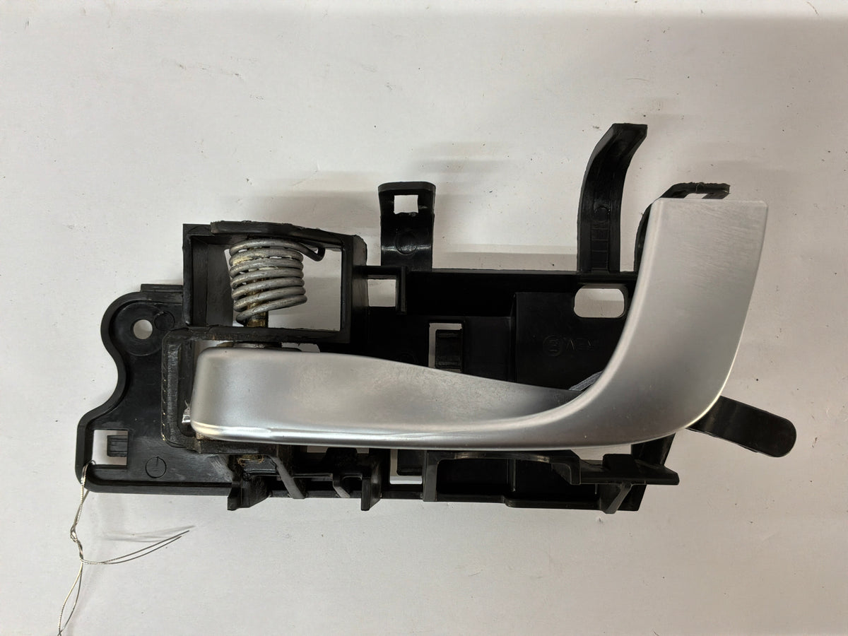 2006 Cadillac CTS-V LH Driver Front Inner Interior Door Handle OEM