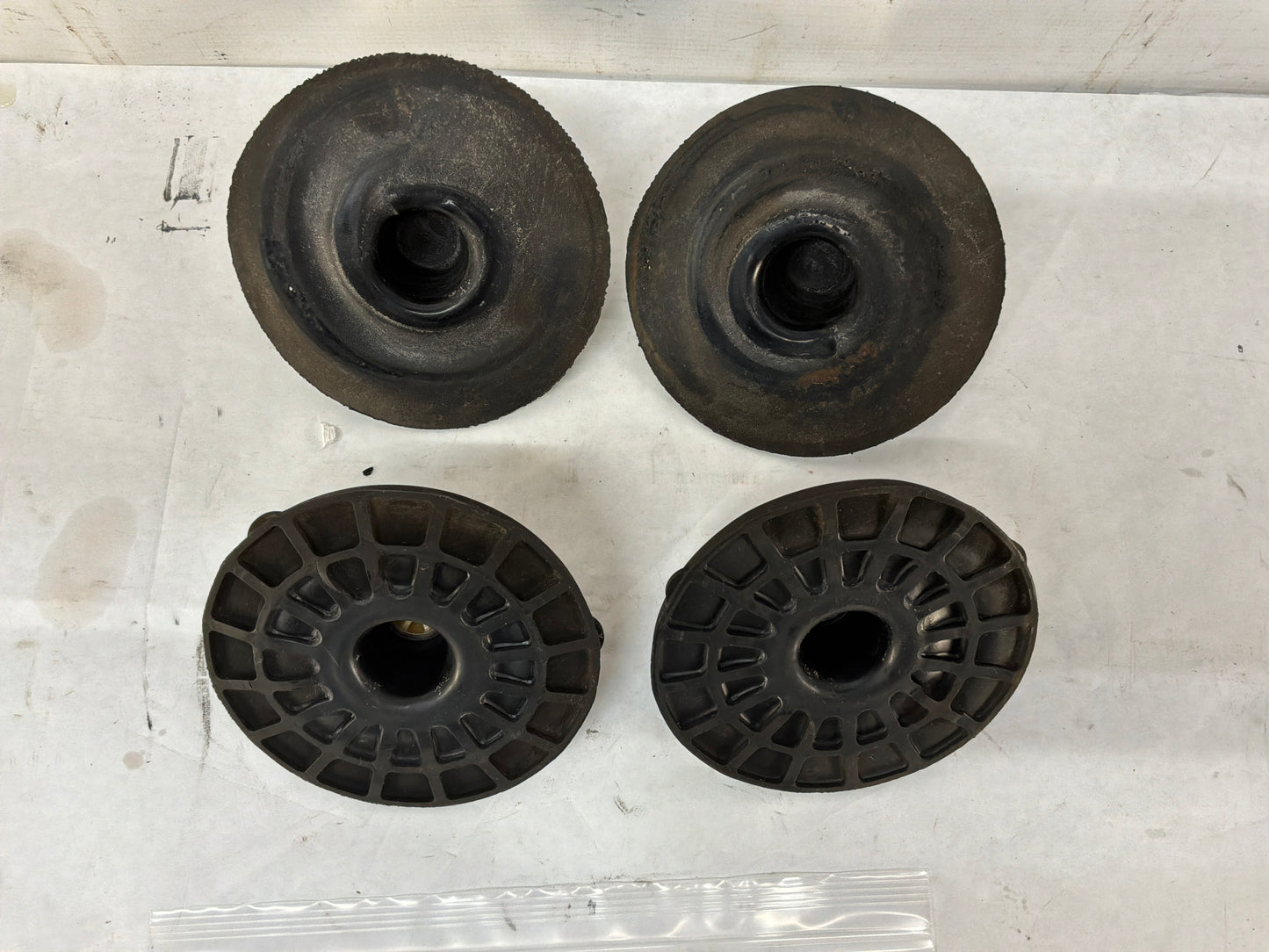 2004 Pontiac GTO Top and Bottom Rear Coil Spring Isolators Rubber OEM