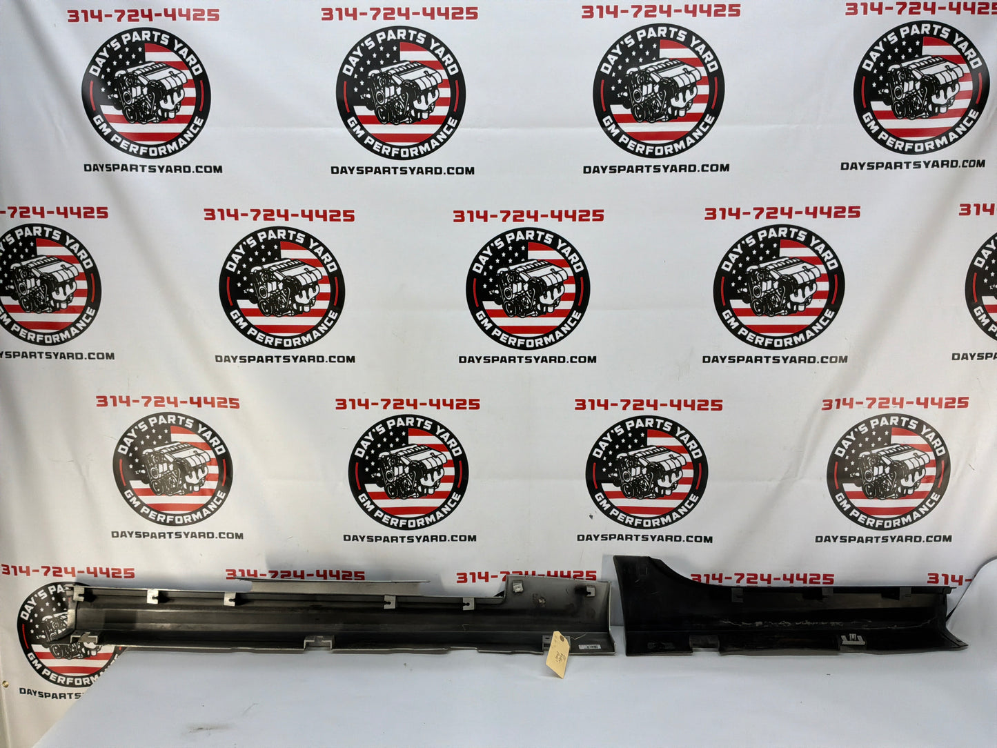 2006 Cadillac CTS-V LH Driver Rocker Molding Side Skirts Panels OEM