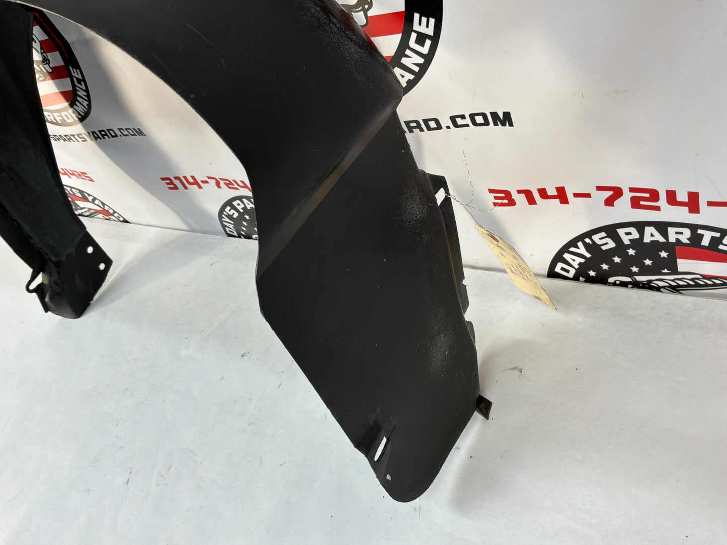 2005 Pontiac GTO LH Driver Front Fender Wheel House Well Liner OEM