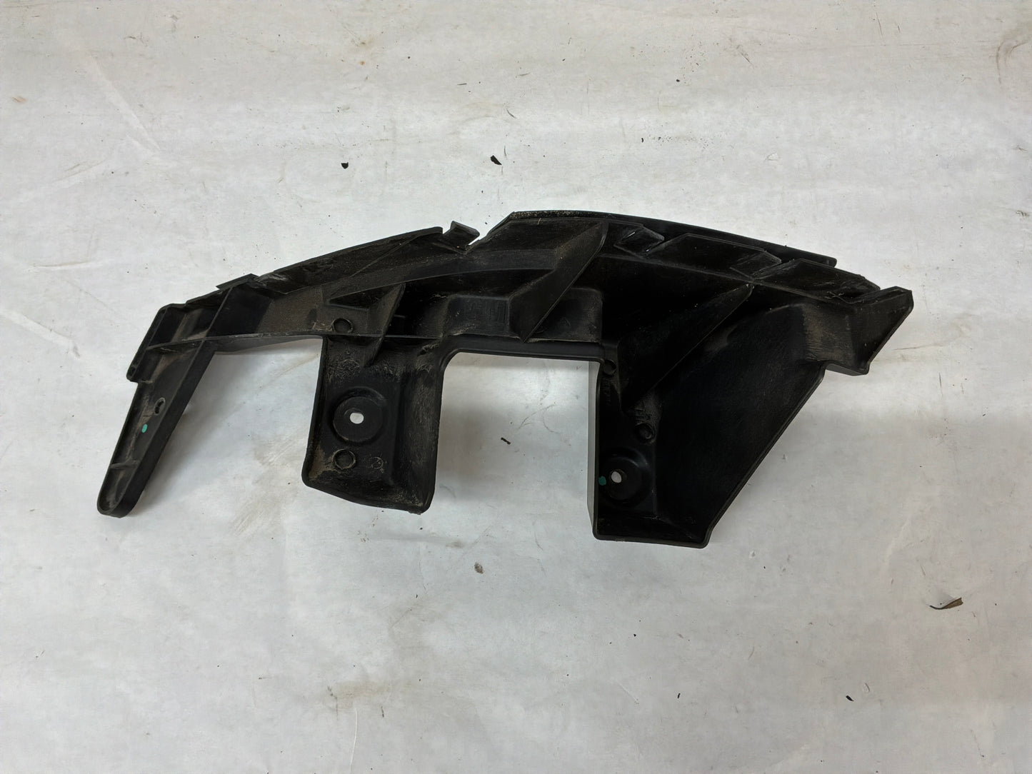 2008 Pontiac G8 GT LH Driver Bumper Brackets Guides Supports Mounts OEM