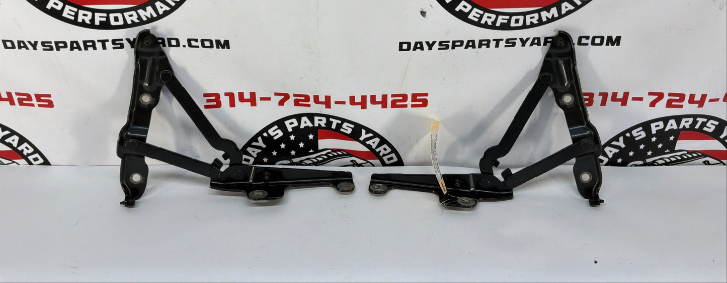 2011 Chevy Camaro SS RH & LH Trunk Hinges OEM