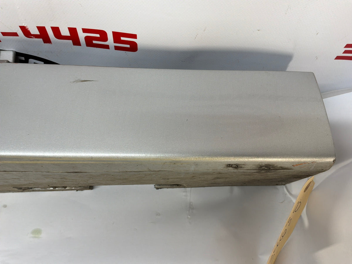 2014 Chevy SS Sedan RH Passenger Rocker Molding Side Skirt Panel Trim Silver OEM