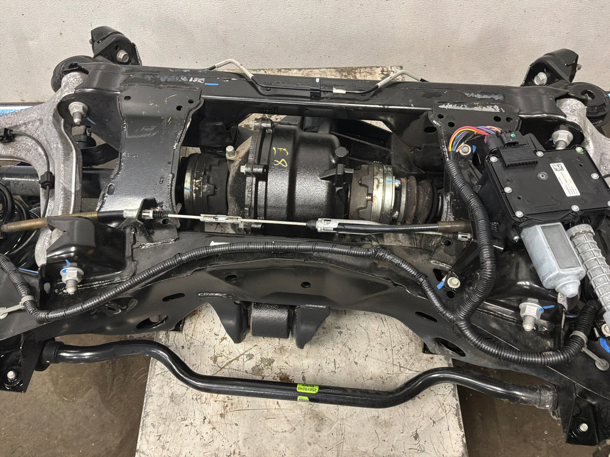 2009 Cadillac CTS-V 3.23 LSD Rear Suspension Cradle Differential Sub Frame Axle OEM