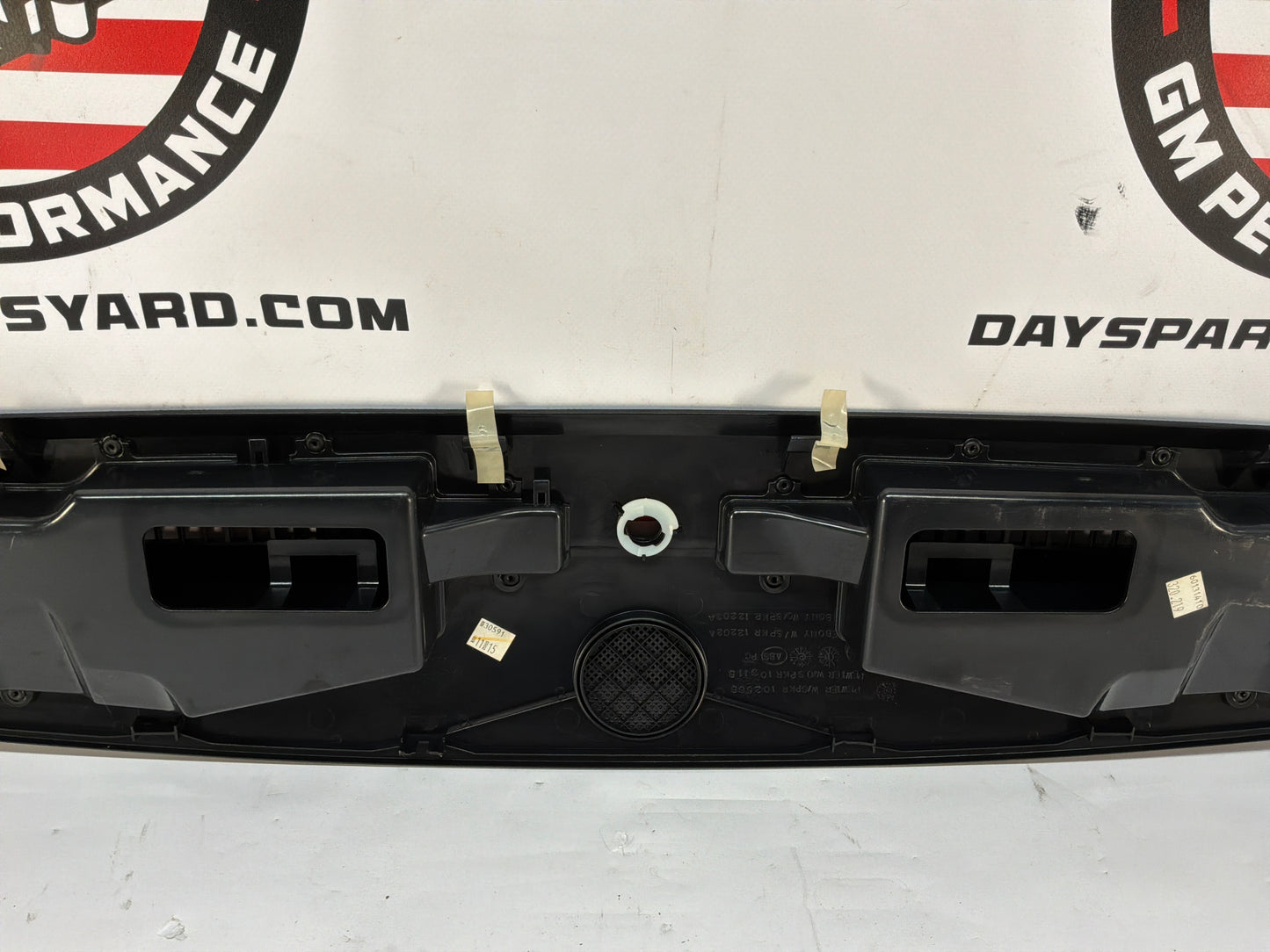 2006 Cadillac CTS-V Dashboard Dash Vent Windshield Defroster Trim Panel Grille OEM