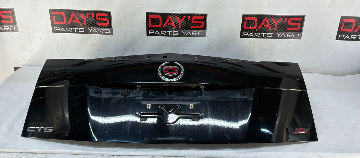Trunk lid - Day's Parts Yard
