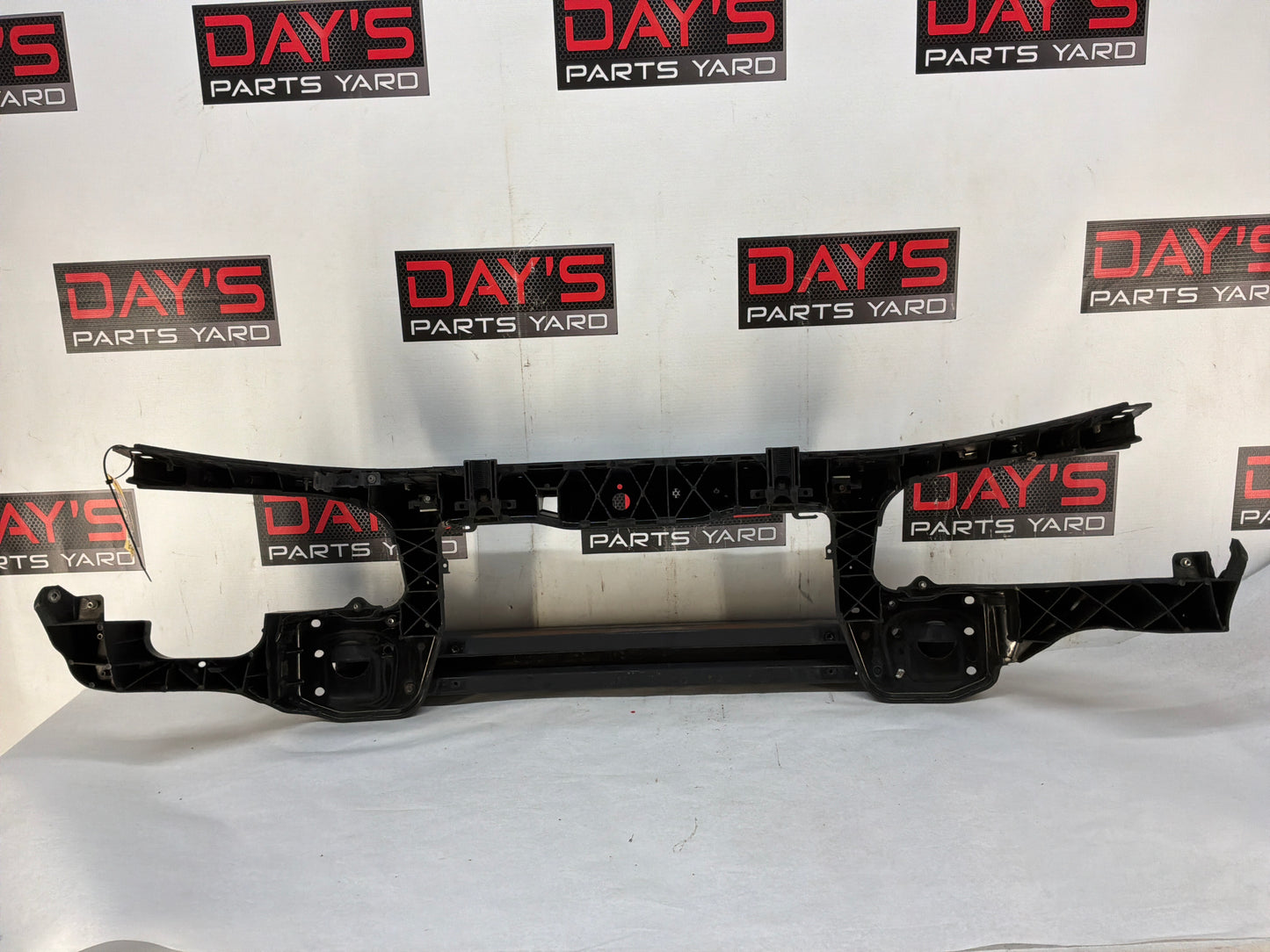 2008 Pontiac G8 GT Radiator Core Support Bracket OEM