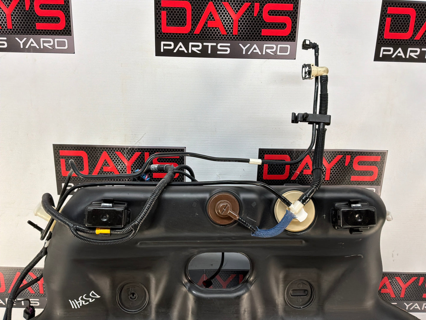 2014 Cadillac CTS-V Sedan Fuel Gas Tank w/ Fuel Pump and Level Sensor OEM - Day's Parts Yard