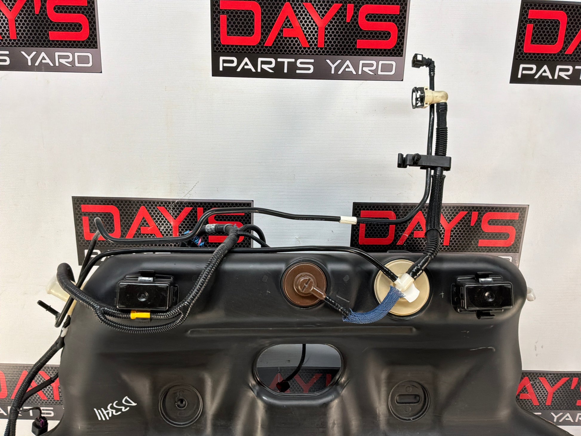 2014 Cadillac CTS-V Sedan Fuel Gas Tank w/ Fuel Pump and Level Sensor OEM - Day's Parts Yard
