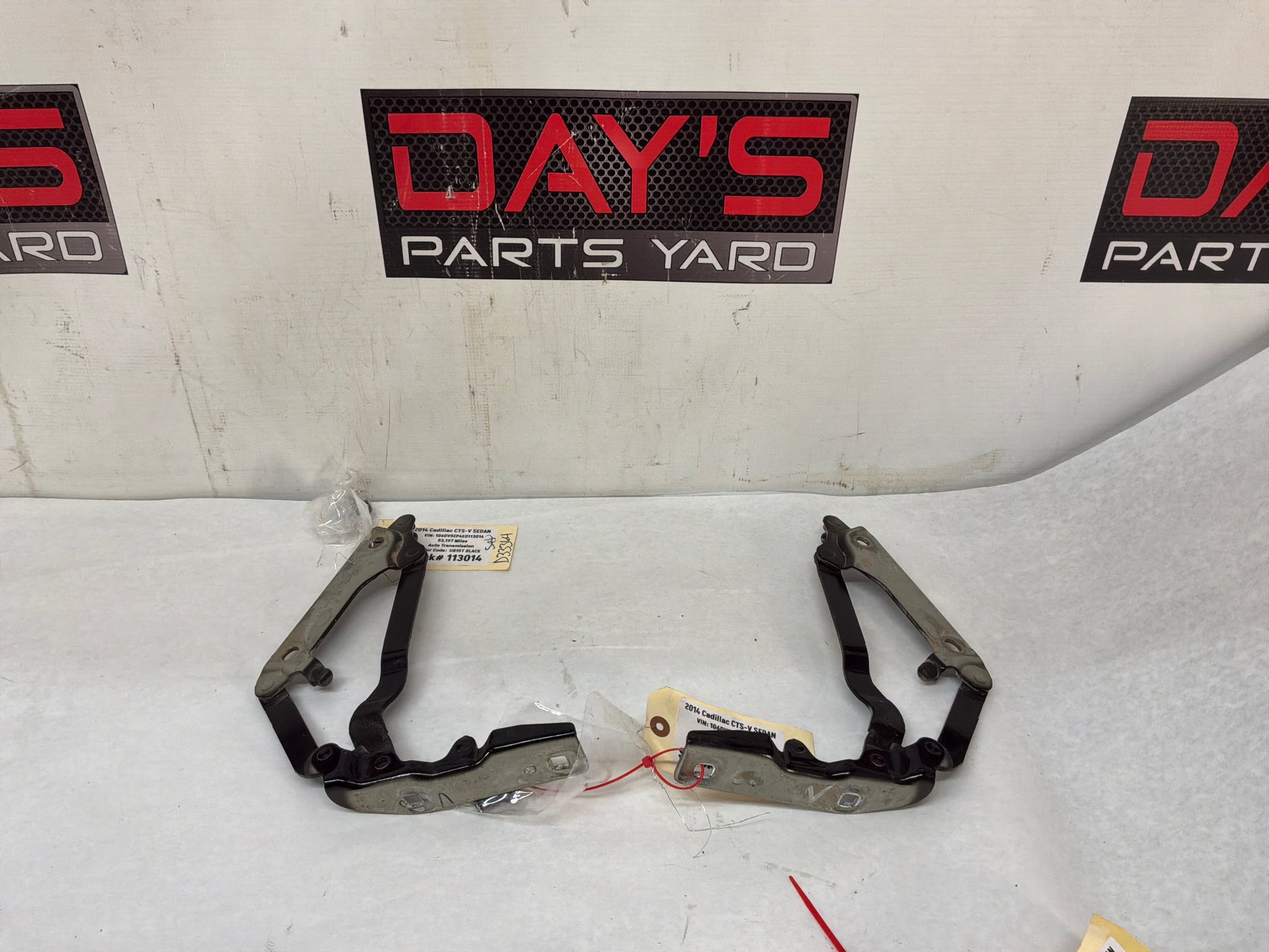 Trunk hinges - Day's Parts Yard